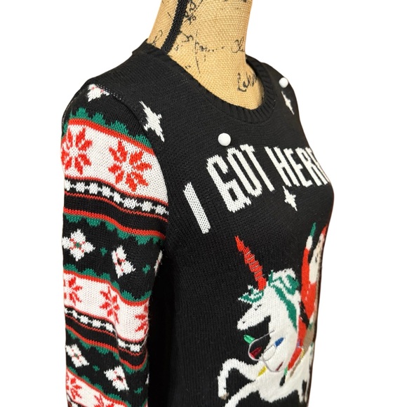No Boundaries Light Up Ugly Christmas Sweater With Santa Riding Unicorn Size M - Picture 8 of 11